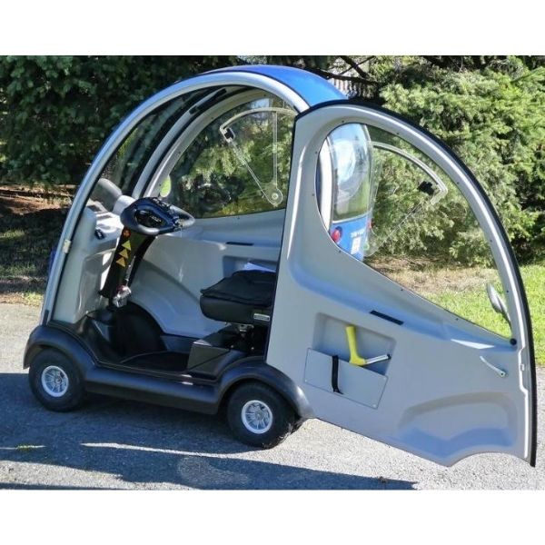 Shoprider Flagship Enclosed Mobility Scooter